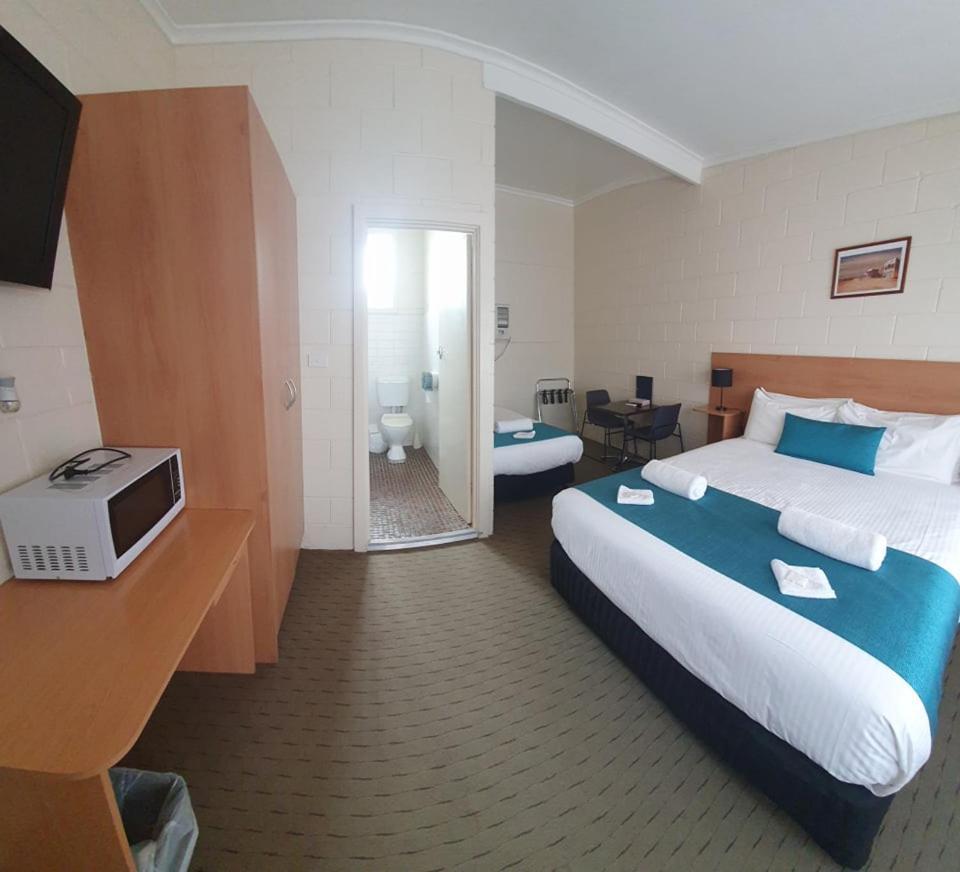 East West Motel Сидуна Экстерьер фото