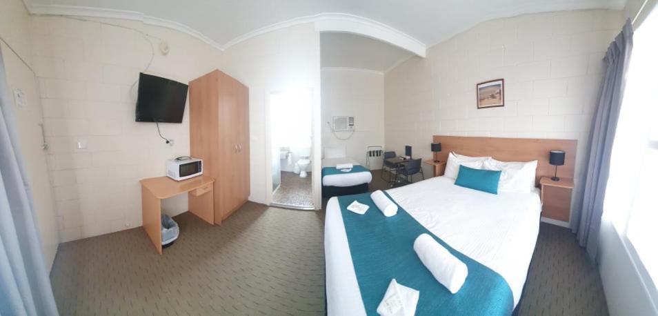 East West Motel Сидуна Экстерьер фото