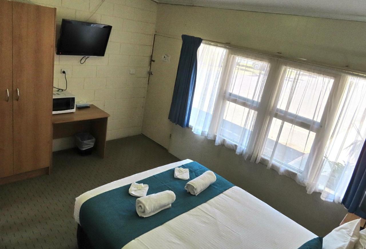 East West Motel Сидуна Экстерьер фото